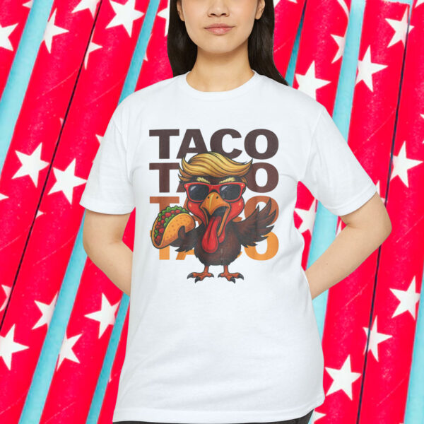 Trump Anti Chicken Out Funny T-Shirt
